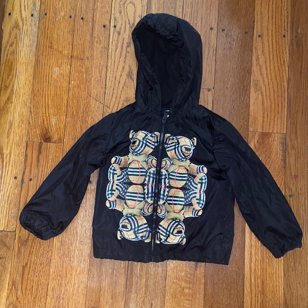 Burberry windbreaker. Size 2y unisex worn once!! SS22